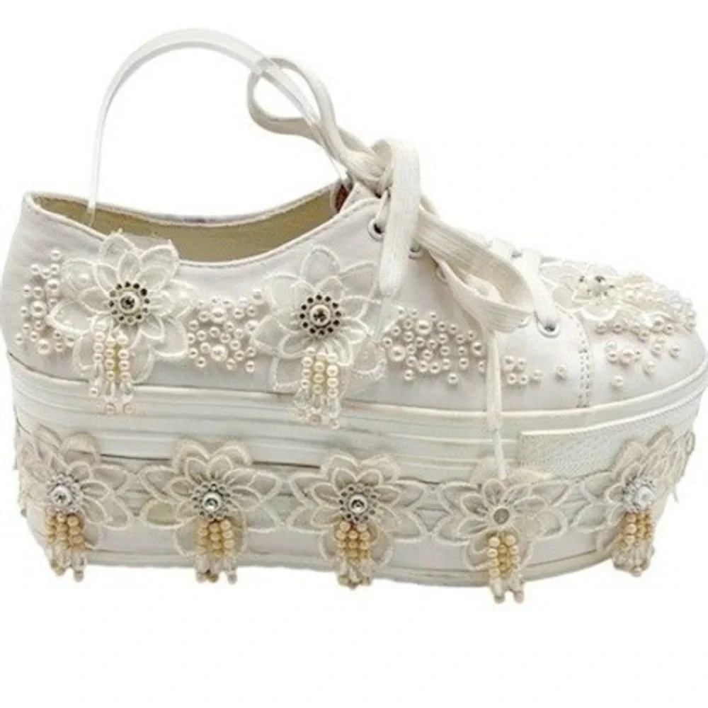 ALANESA Women Bridal White Lace Pearl Embellished Platform Sneakers‎ Size US 6.5